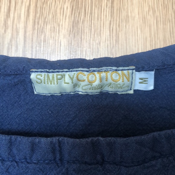 Beautiful cotton dress - Picture 3 of 4